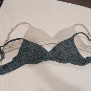 Aerie Floral Lace Underwire Bras - Cream and Gray